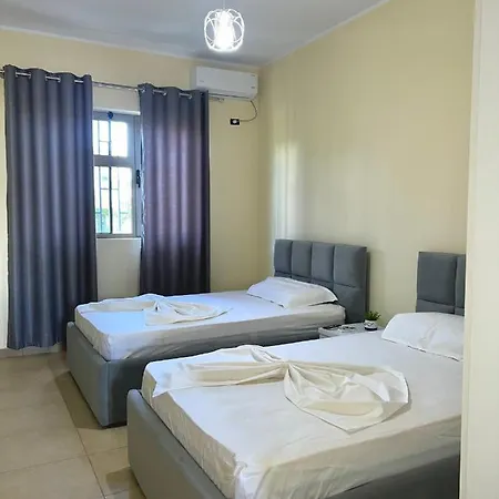 ヴィラ Villa Velipoja